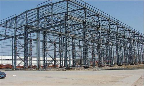 輕鋼別墅，集成房屋聚氨酯保溫噴涂鋼結(jié)構(gòu)技術(shù)(圖1)